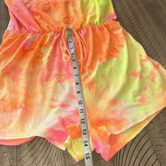 Groovy ☮️ Neon TieDyeSoft to touch Halter Romper 🏖️🚢 for play 🛝 night or day - Picture 9 of 17